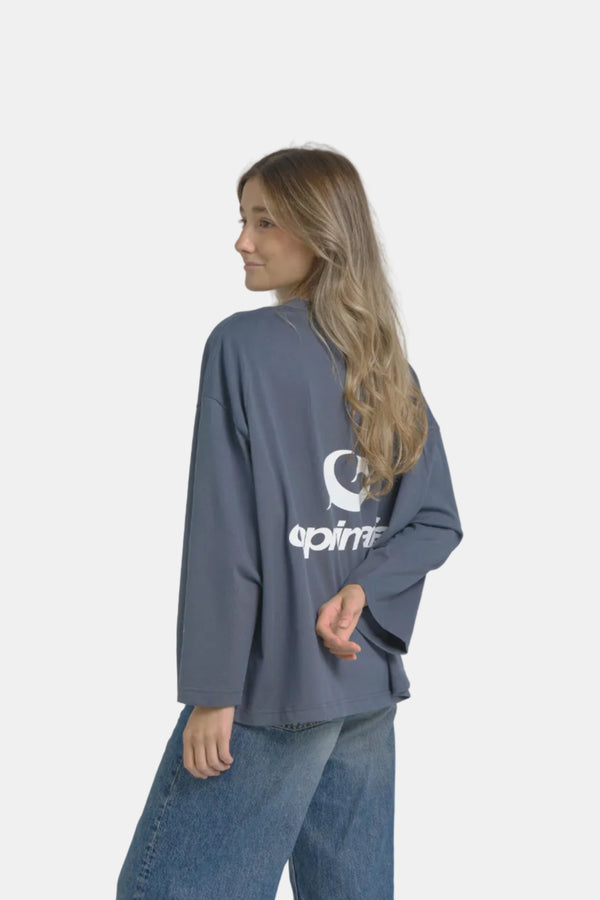 Longsleeve Azul BAJAMAR SS26 — modelo masculino SS26