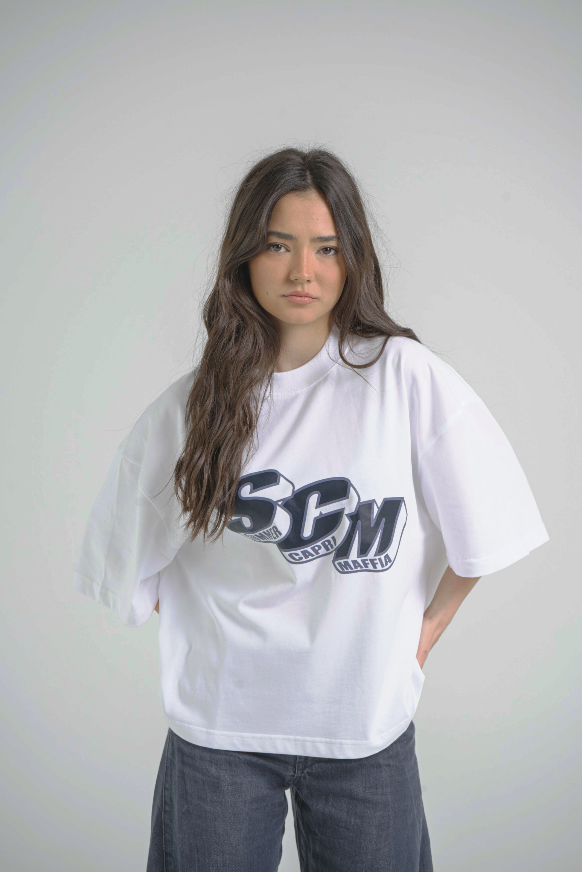 Camiseta Gráfica SCM BAJAMAR SS26 — modelo masculino SS26