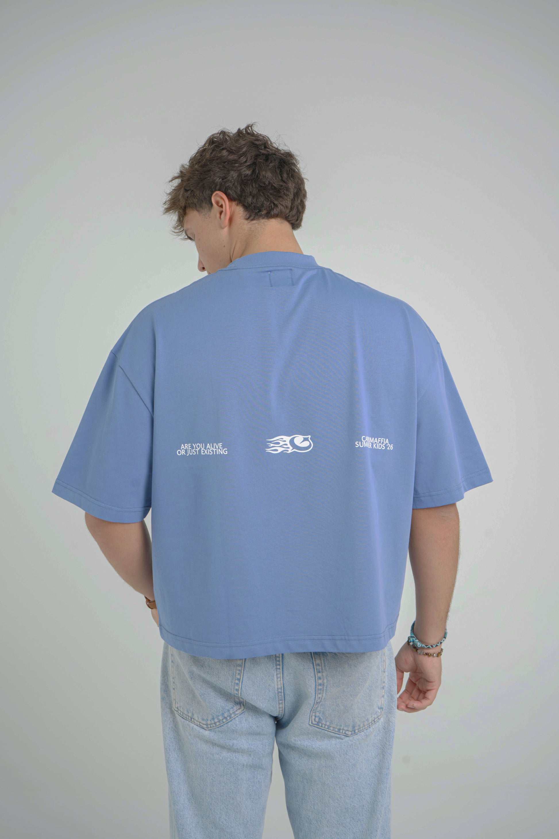 Camiseta Celeste Oversized BAJAMAR SS26 — look streetwear SS26