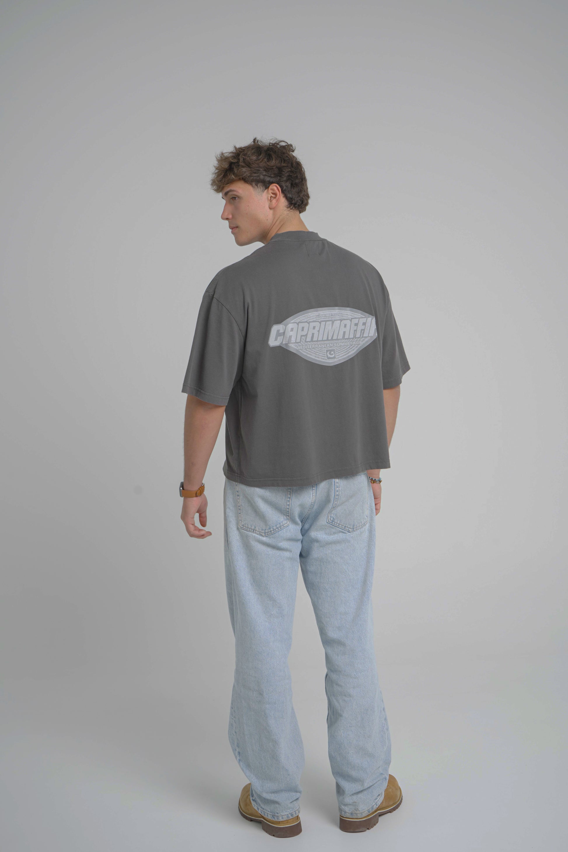 Camiseta Negro Washed BAJAMAR SS26 — modelo masculino SS26