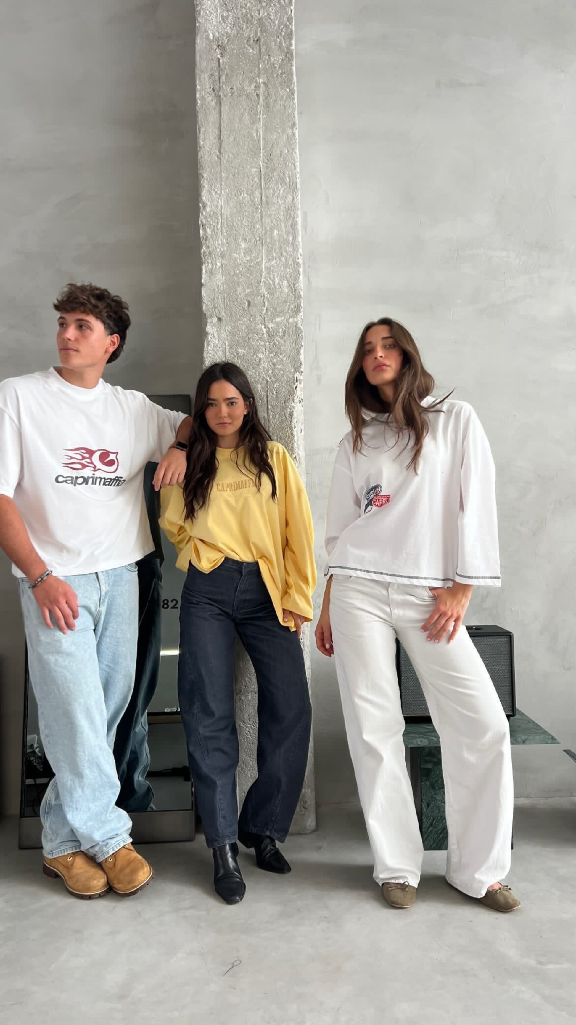 Camiseta Blanca Oversized BAJAMAR SS26 — mockup SS26