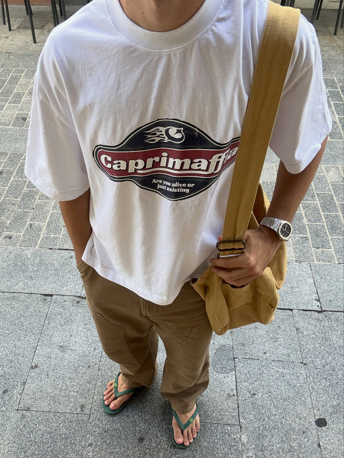 Bajamar Shield Tee de CAPRIMAFFIA, vista trasera