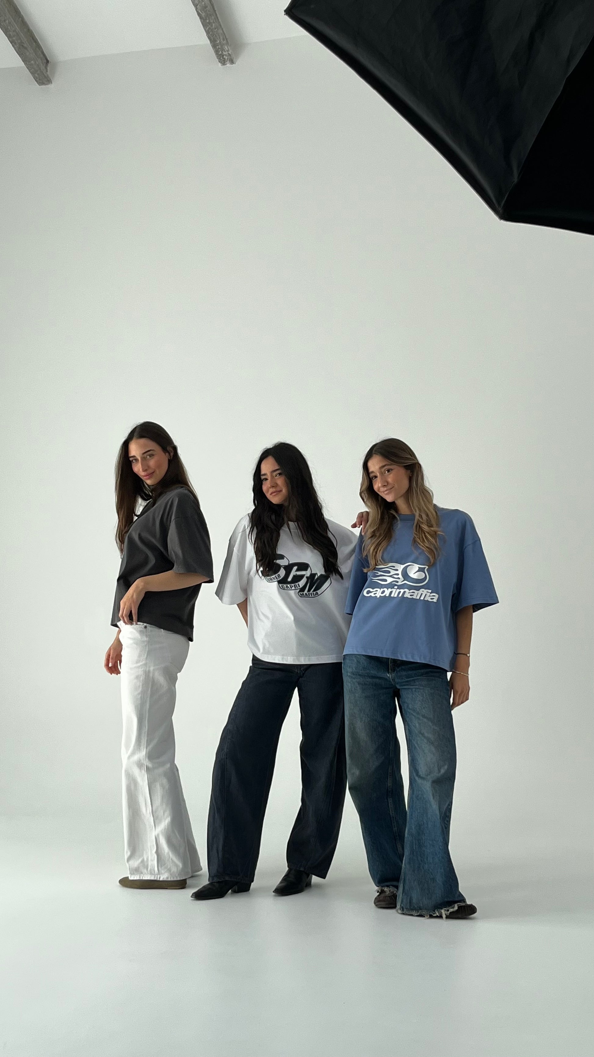 Camiseta Negro Washed BAJAMAR SS26 — look SS26